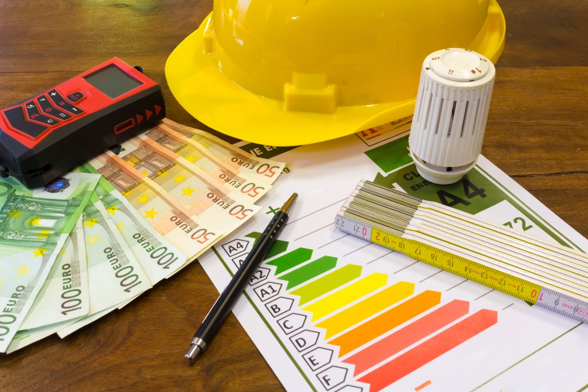 Document DPE, casque et outils d'évaluation de la performance énergétique